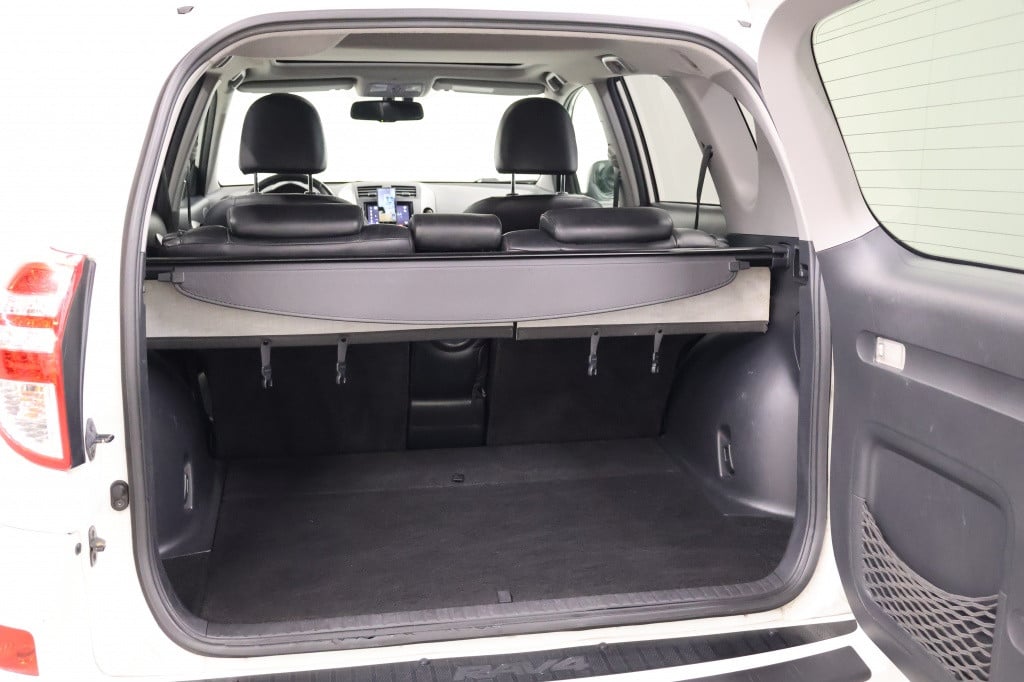Toyota Rav4 2.0 vvti executive business