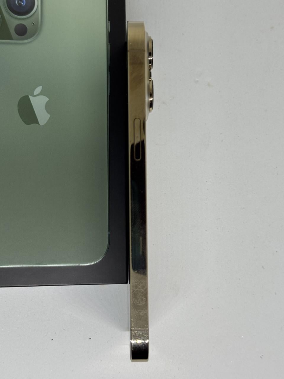 IPhone 13Pro  goud  128GB