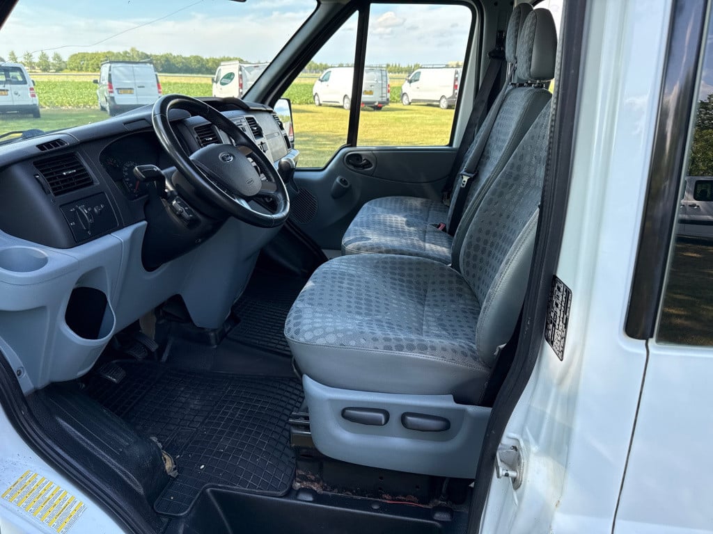 Ford Transit kombi 300s 2.2 tdci shd