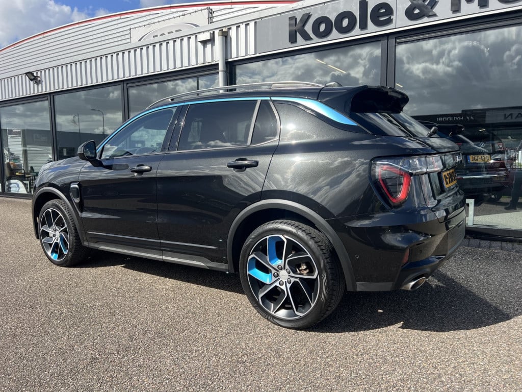 Lynk & Co 01 1.5 261pk plug in hybrid , 360 camera , pano dak , adaptive cc