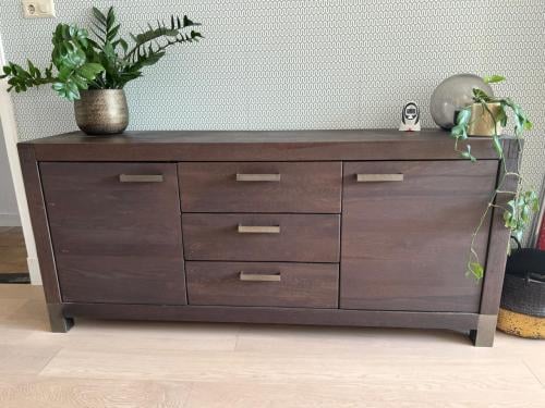 Henders & Hazel dressoir, gratis af te halen