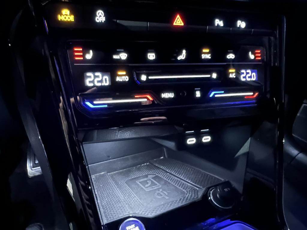 Volkswagen T-roc 1.5 tsi r-line *keyless*camera*trekhaak*