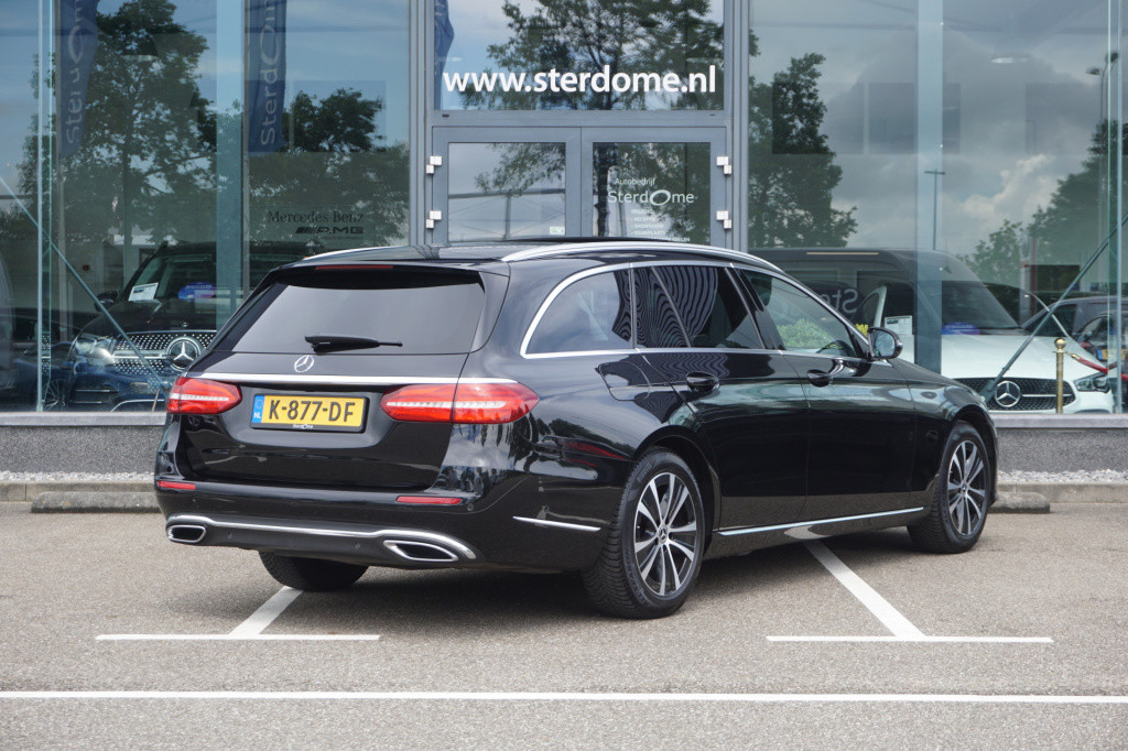 Mercedes-Benz E-Klasse estate 200 premium luxury l panorama dak l massage l