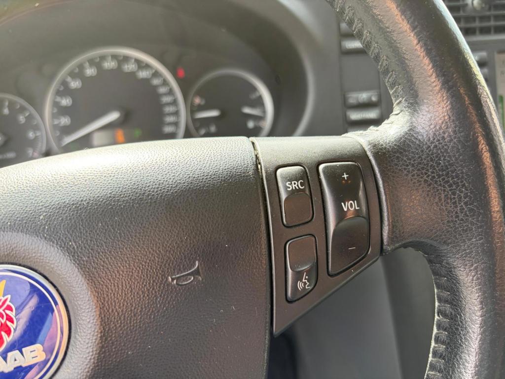 Saab 9-3 sport sedan 1.8t arc/automaat/clima/pdc/leest tekst/