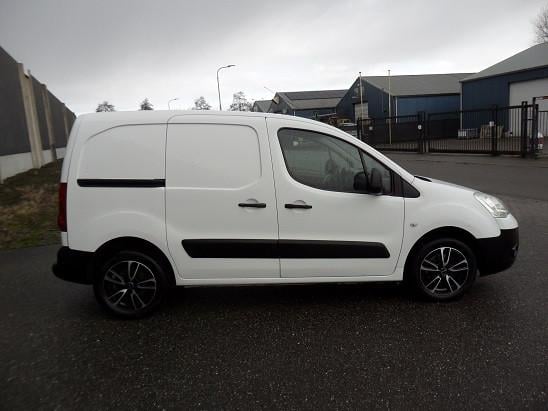 Citroen Berlingo 1.6 HDIF 600 Club 3 Persoons/Airco/Elek.pakket/BJ 2010