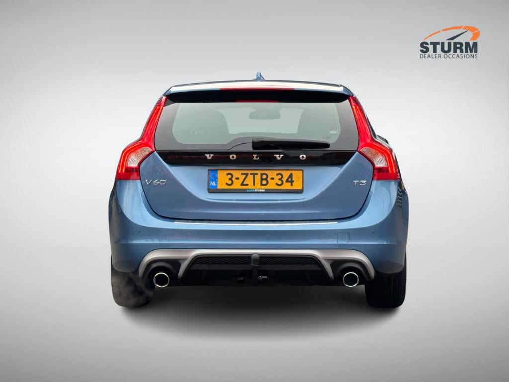 Volvo V60 1.6 t3 r-design nl-auto, automaat incl. trekhaak afneembaar!