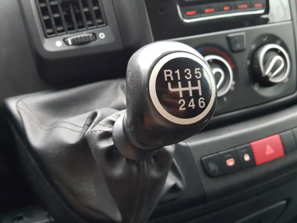 Peugeot Boxer gb 333 l2h1 bluehdi 140pk s&s premium met luchtvering orig | 