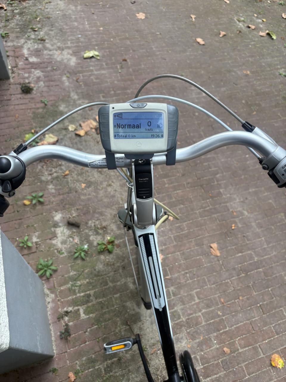 2x gazelle innergy opknap fietsen