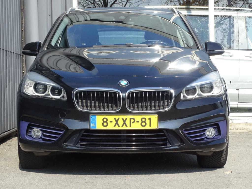 BMW 2-serie active tourer 218i executive | stoelverwarming | navi | bluetoo