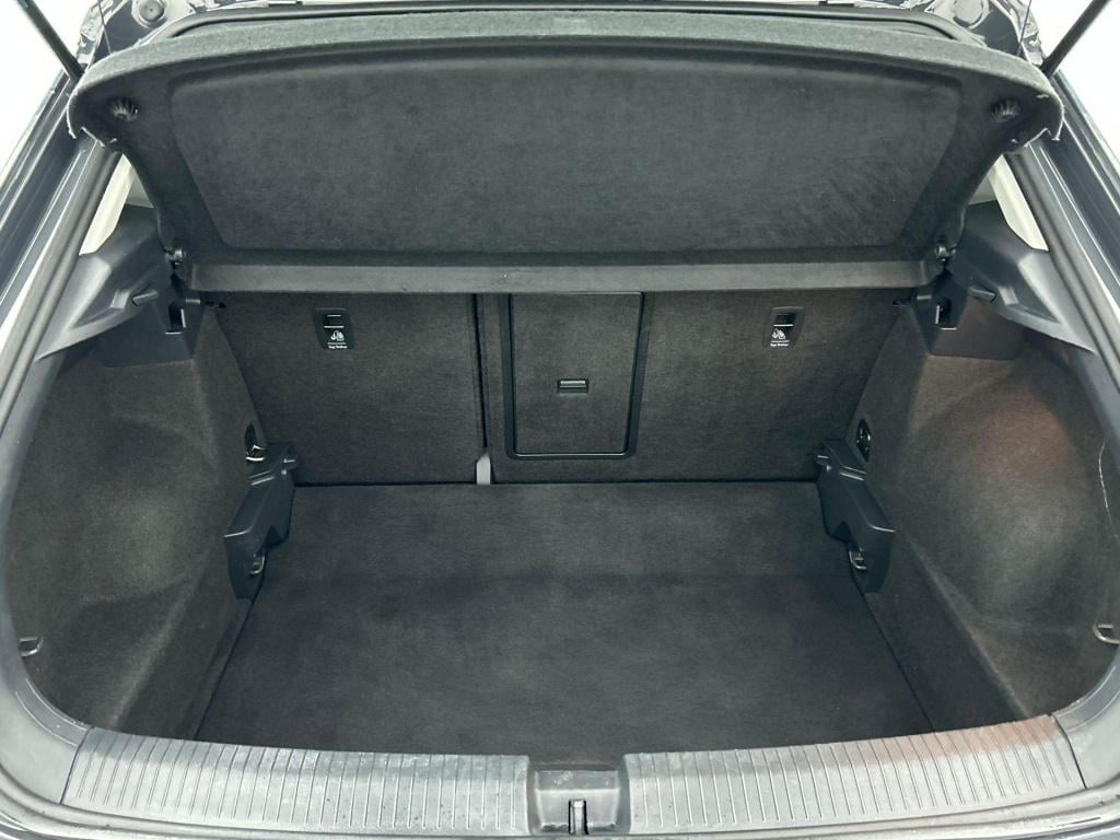 Volkswagen T-roc 1.0 tsi style | lmv | panorama dak | navigatie | parkeer s