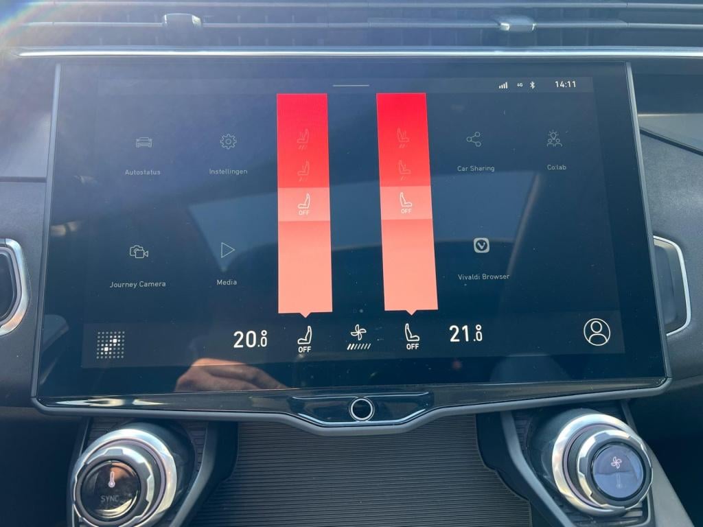 Lynk & Co 01 1.5261pk plug in hybrid 7dcth , panodak , adaptive cc , carpla