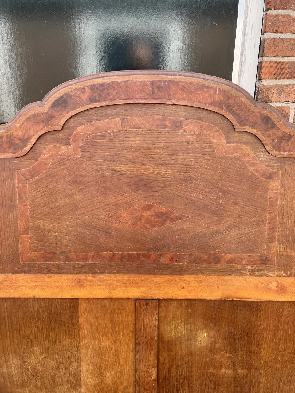 Antiek hoofd en voeteinde bed
