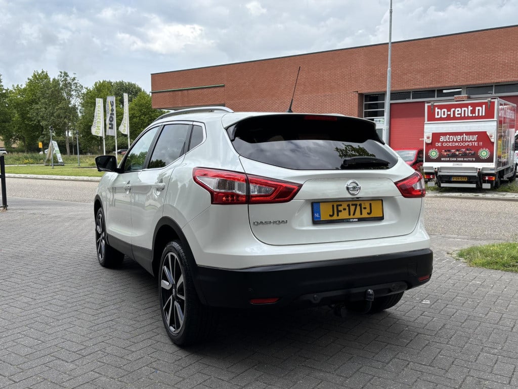Nissan Qashqai 1.6 tekna | panoramadak | leder | stoelverwarming | navigati