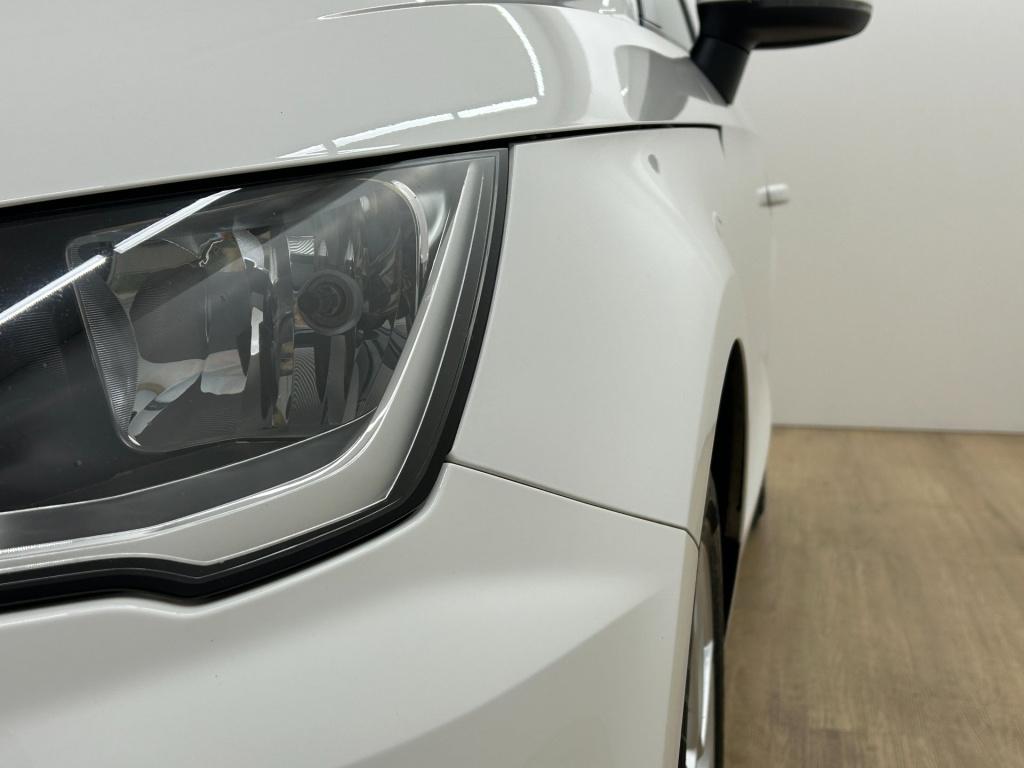 Audi A1 Sportback occasion 1.0 tfsi pro line | wit | tweedehands audi a1 | 