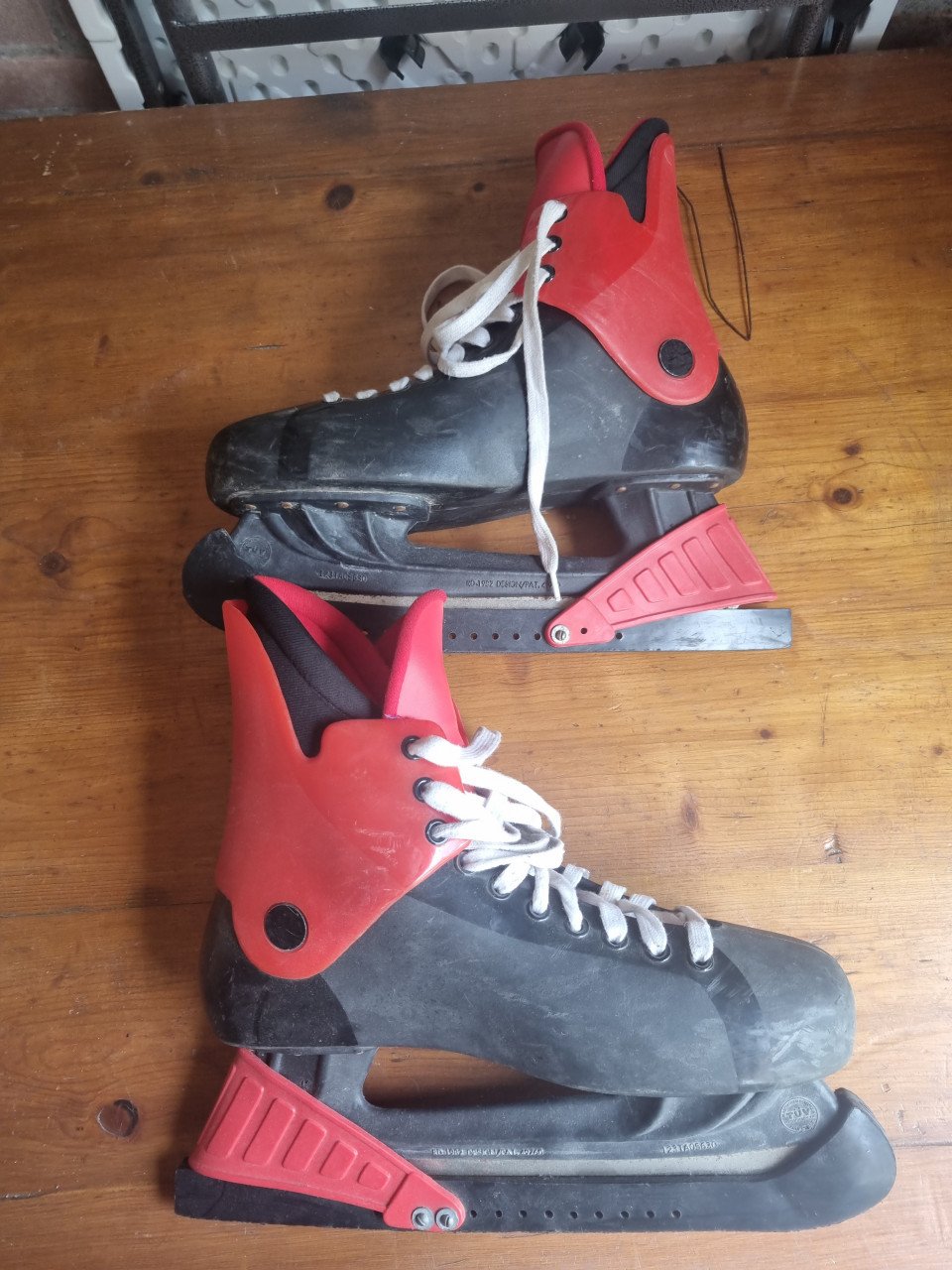 Ijshockey schaatsen maat 43