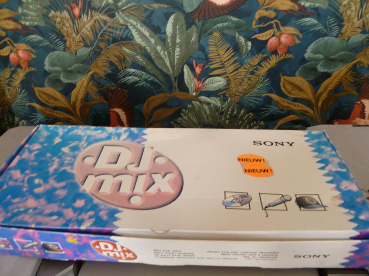 Sony stereo,set met een 3 cd wisselaar