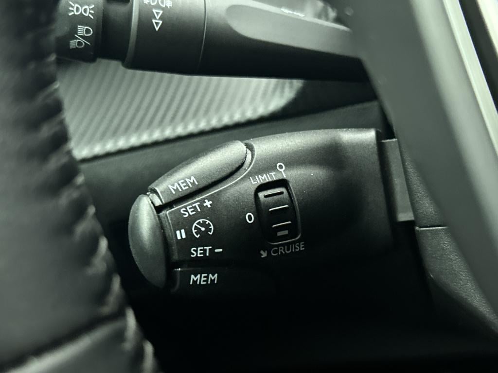 Peugeot E-2008 ev allure pack 50 kwh | rijklaar | stoelverwarming | 360 cam