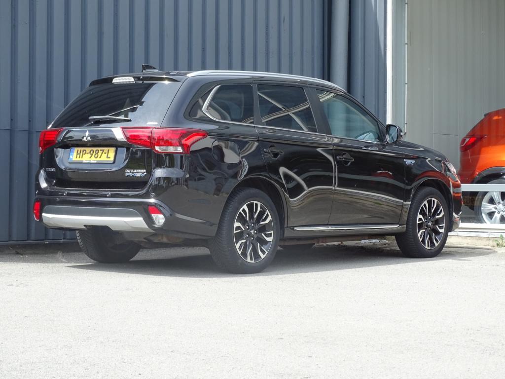 Mitsubishi Outlander 2.0 phev instyle+ schuif-/kanteldak | stoel-/stuurverw