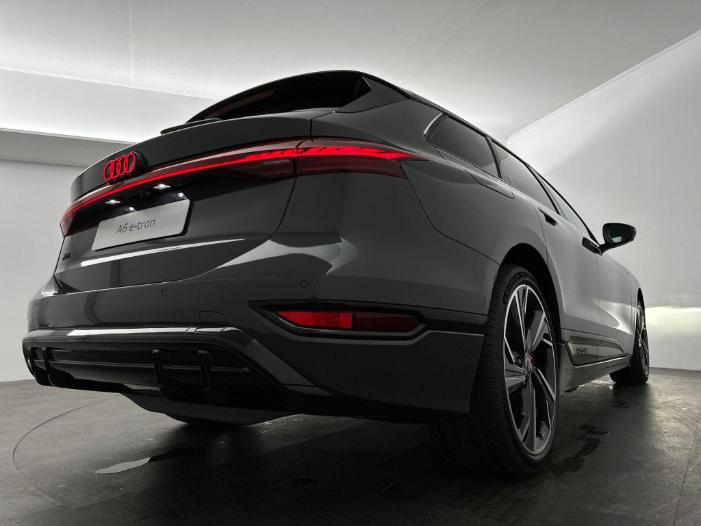 Audi A6 Avant E-tron s edition e-tron 100kwh 270 kw / 367 pk avant elek