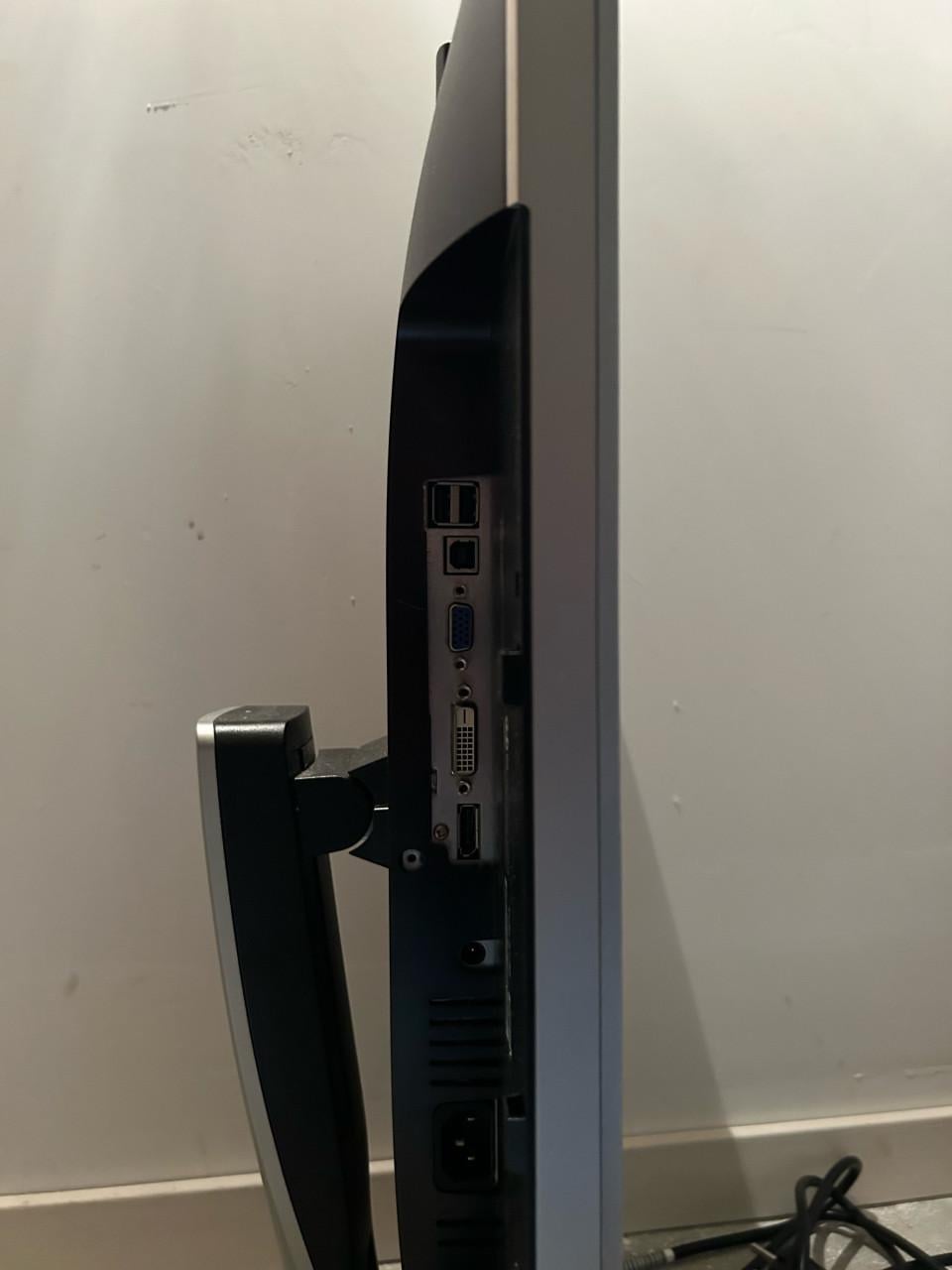 Monitor Dell 24 inch