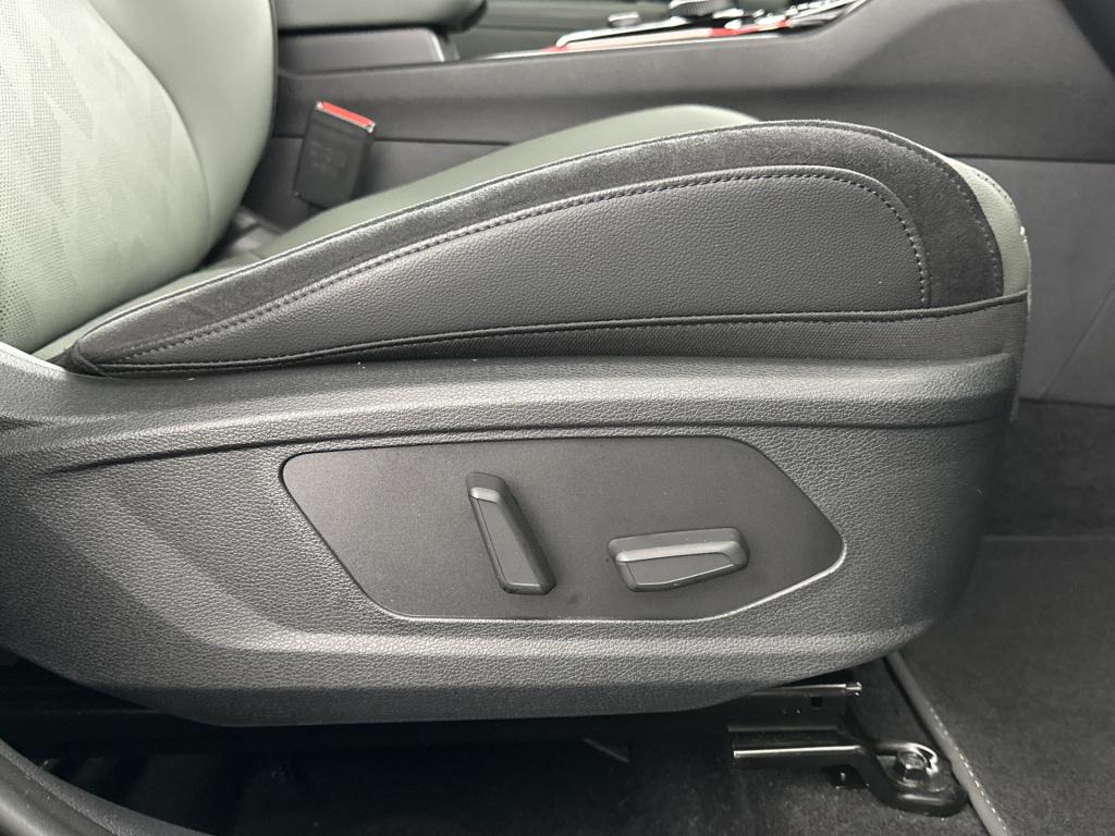 Kia Sportage 1.6 t-gdi hybrid dark edition | stuur-/stoelverwarming | navig
