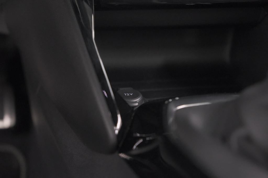 Peugeot 2008 puretech 130 gt | panoramadak | afneembare trekhaak | adaptiev