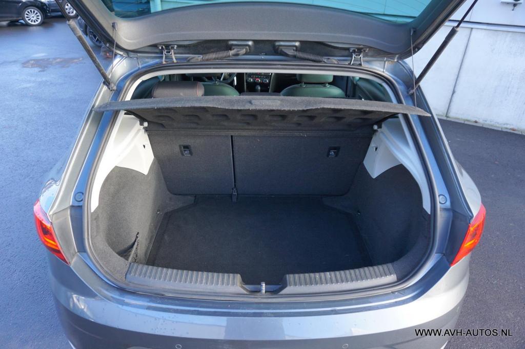 Seat Leon st 1.8 tsi fr business intense dsg automaat