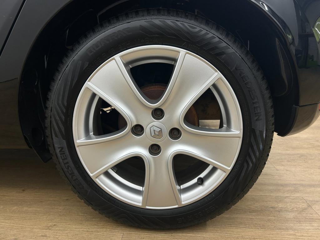 Renault Clio occasion 0.9 tce eco2 expression | zwart | tweedehands renault
