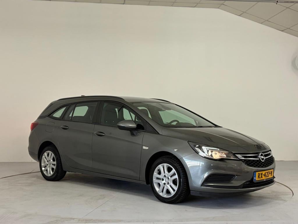 Opel Astra sports tourer 1.0 online ed.