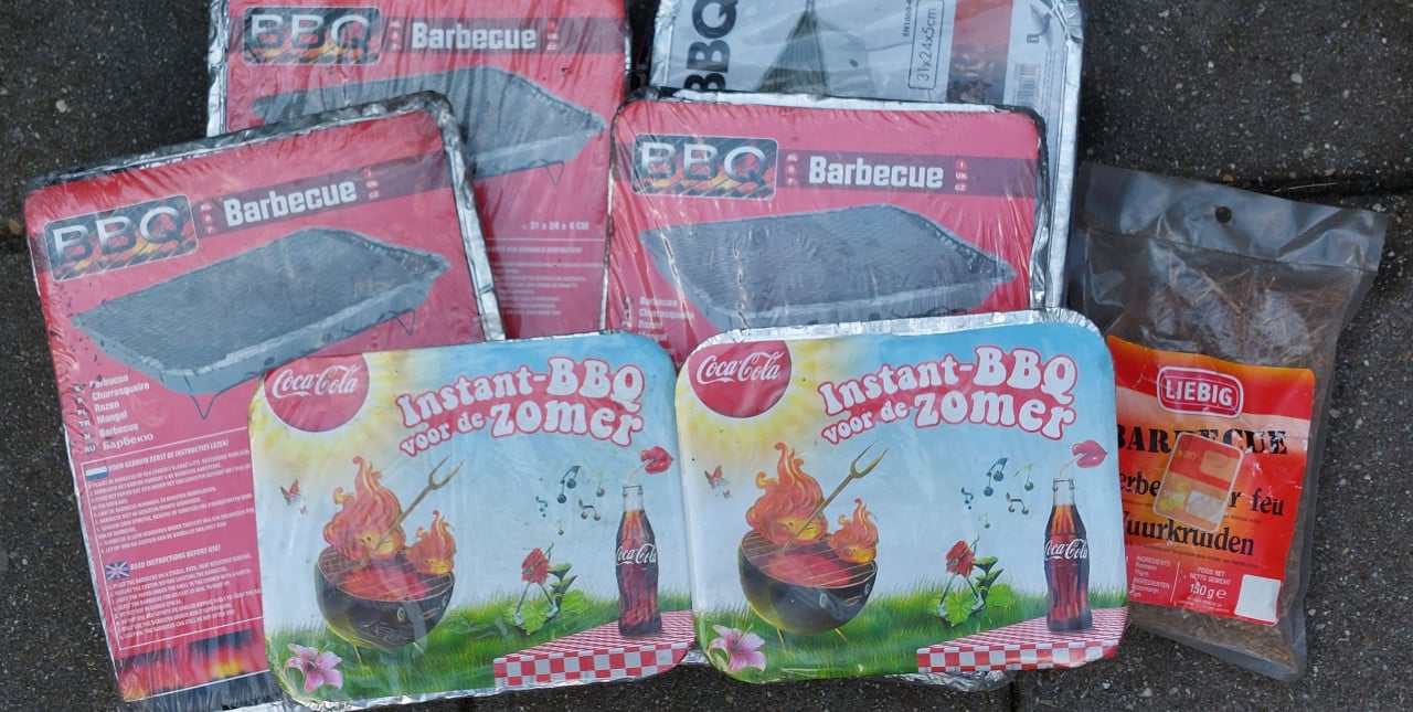 6 st. Wegwerp BBQ's