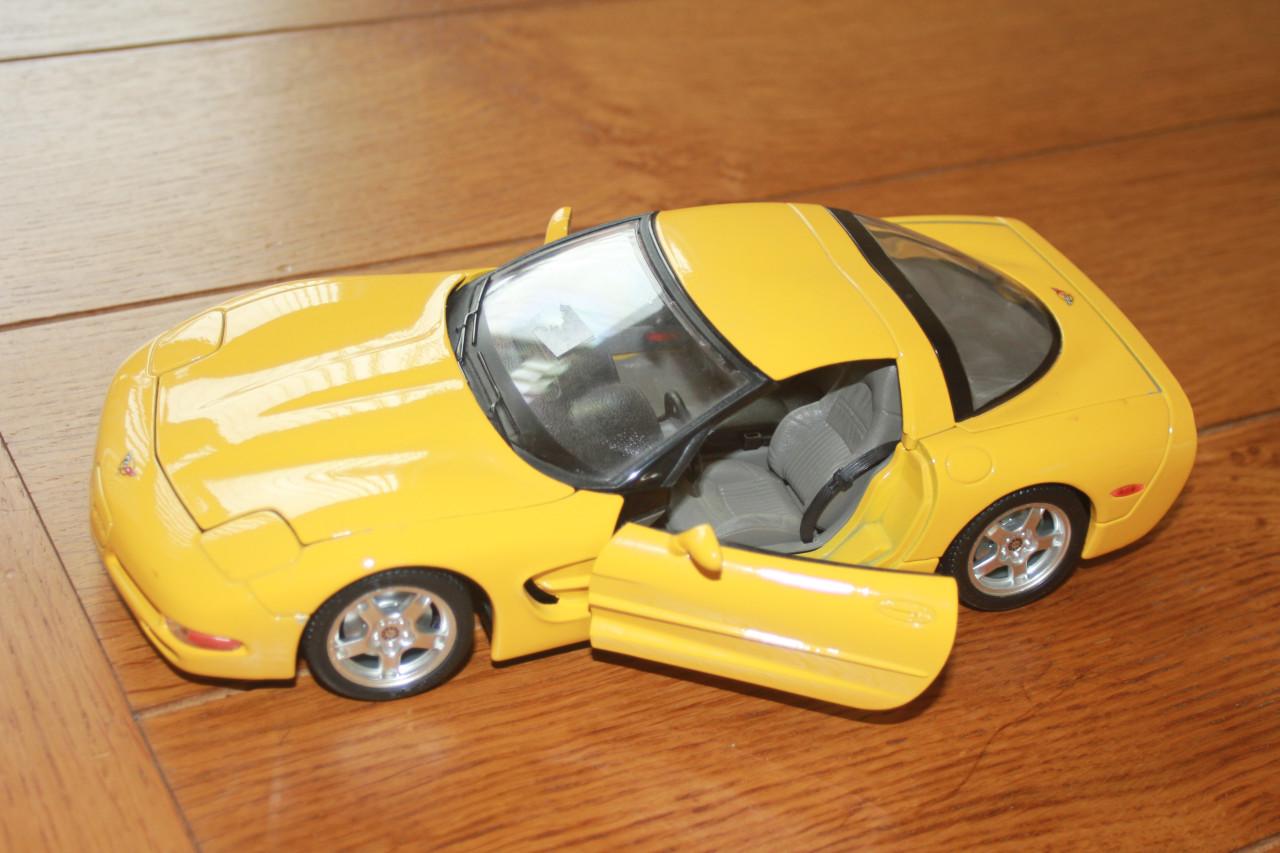 Chevrolet Corvette CS 1/18