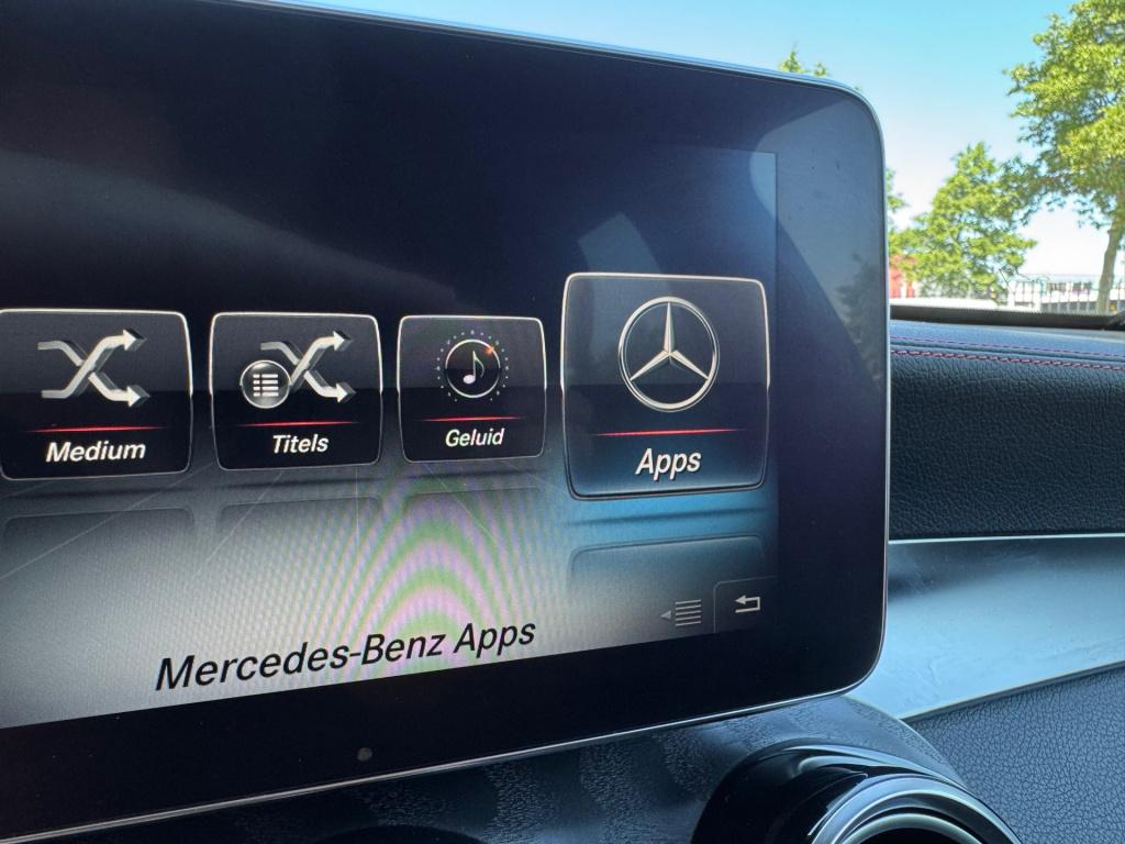 Mercedes-Benz Glc amg 43 4matic * panoramadak * trekhaak * burmester