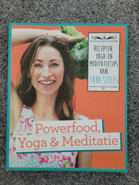 Boek Powerfood yoga en meditatie