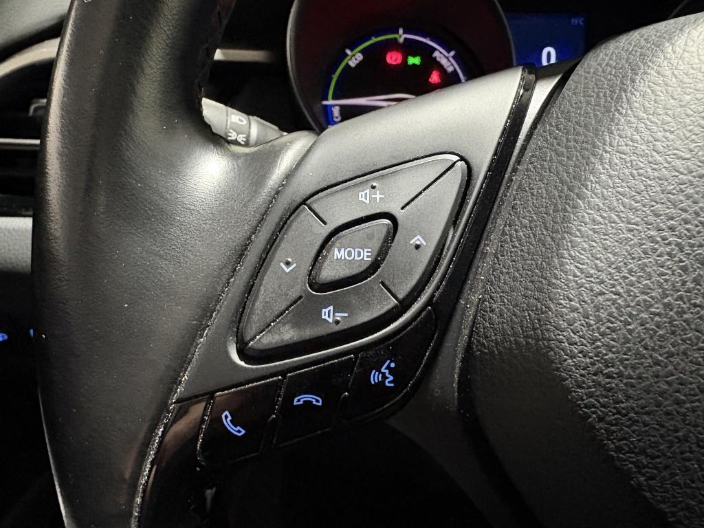 Toyota C-hr 1.8 hybrid dynamic | navi | camera | trekhaak |