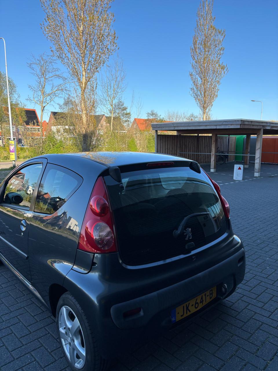 Peugeot 107 1.0 12V 3DR 2006 Grijs