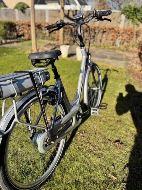 Batavus Wayz E-go elektrische fiets, kleine maat (26 inch),zeer goede staat