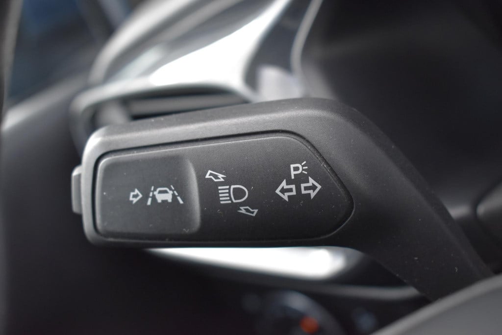 Ford Fiesta 1.0 ecoboost st-line | adaptieve cruise control | airco | navig