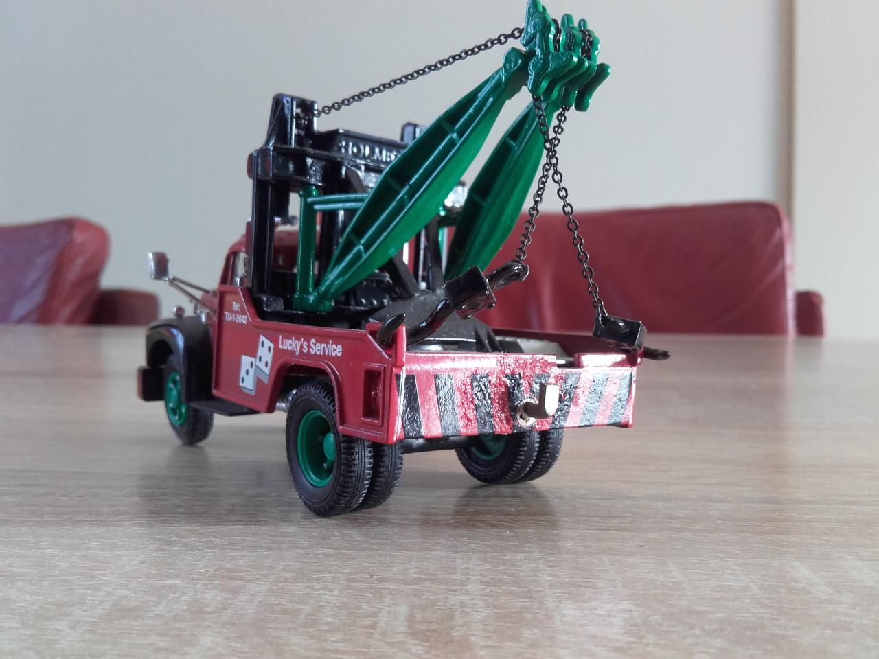 Mack type B takelwagen Corgi toys.