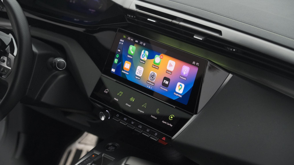 Peugeot 308 puretech 130 gt pack business | camera | dodehoekdetectie | app