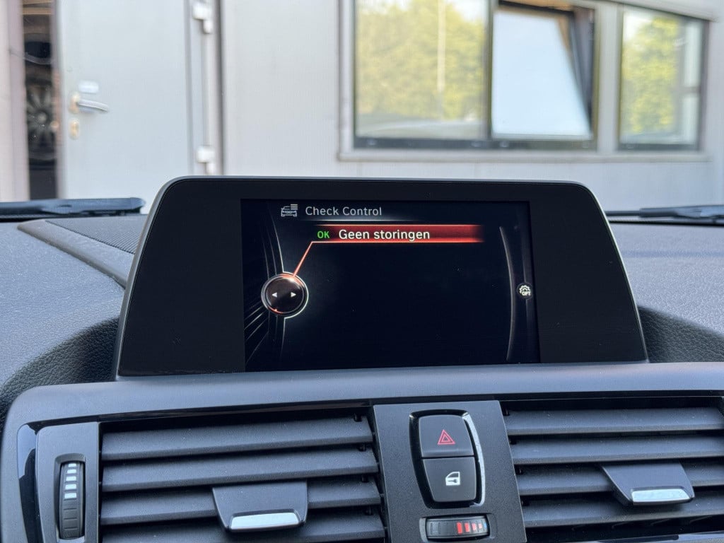 BMW 2-serie coupé 220i executive sport-line | navigatie | cruise control | 