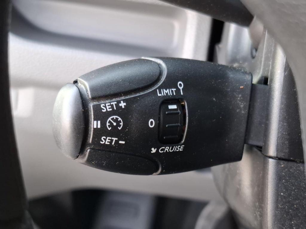 Opel Vivaro 2.0 cdti l3h1 edition airco / cruise controle / navi / carplay 