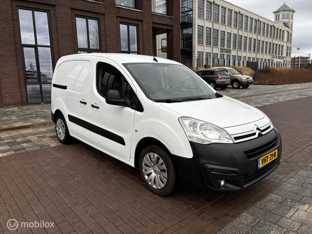 Citroen Berlingo  1.6 BlueHDI automaat km141.551 Nap 3 Zitter euro 6 BJ2015
