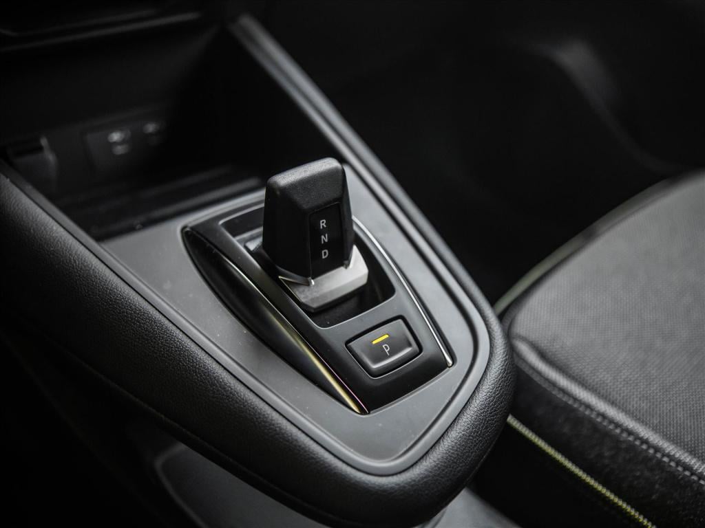 Renault Captur mild hybrid 160 edc techno | automaat | verwarmd stuur en st