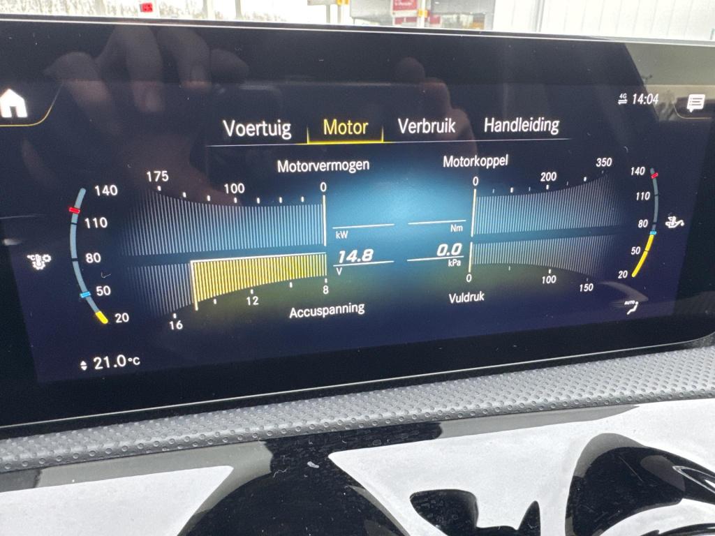 Mercedes-Benz A-Klasse 200 amg line carplay/sound/night pakket/lage km-stan