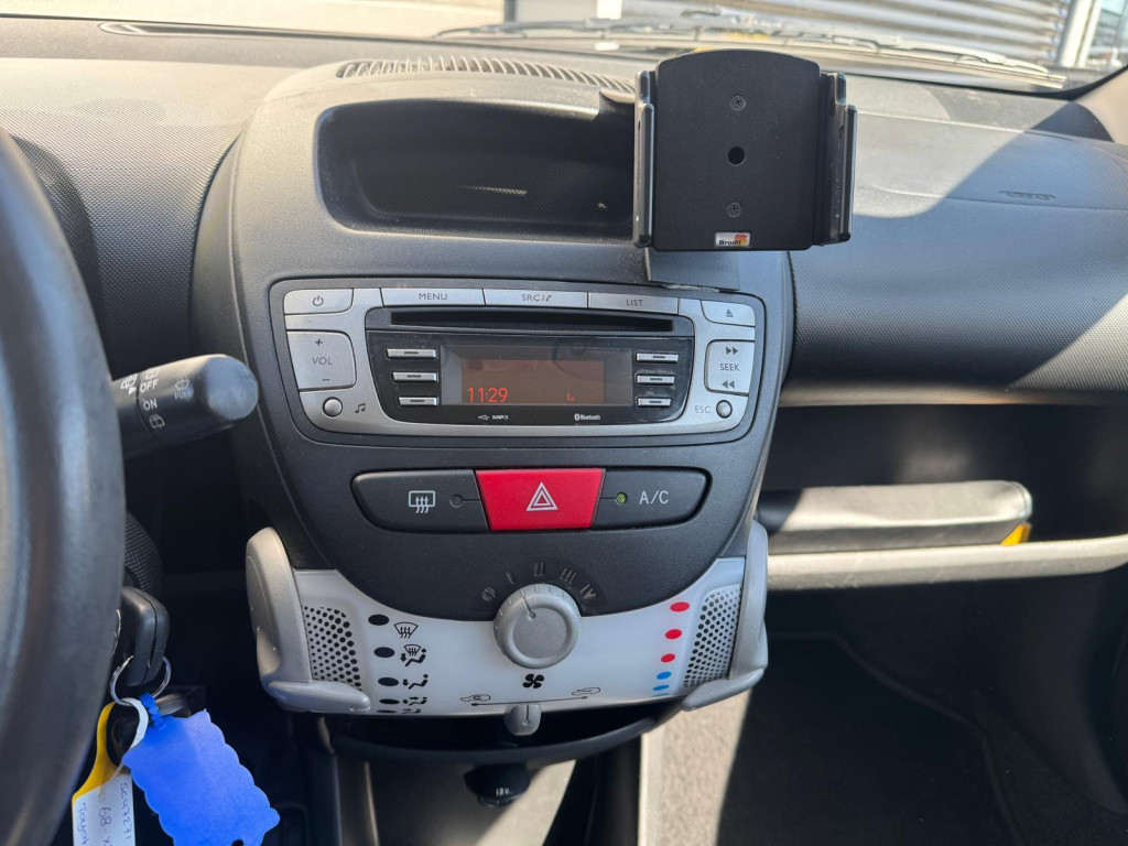 Toyota Aygo 1.0 vvt-i aspiration/1e eig/nap/apk/airco