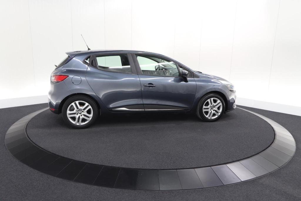Renault Clio tce 90 zen | navigatie | parkeersensoren | climate control