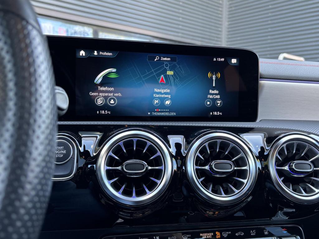 Mercedes-Benz Cla 250 e amg line premium plus pack, panoramadak + nl-auto!