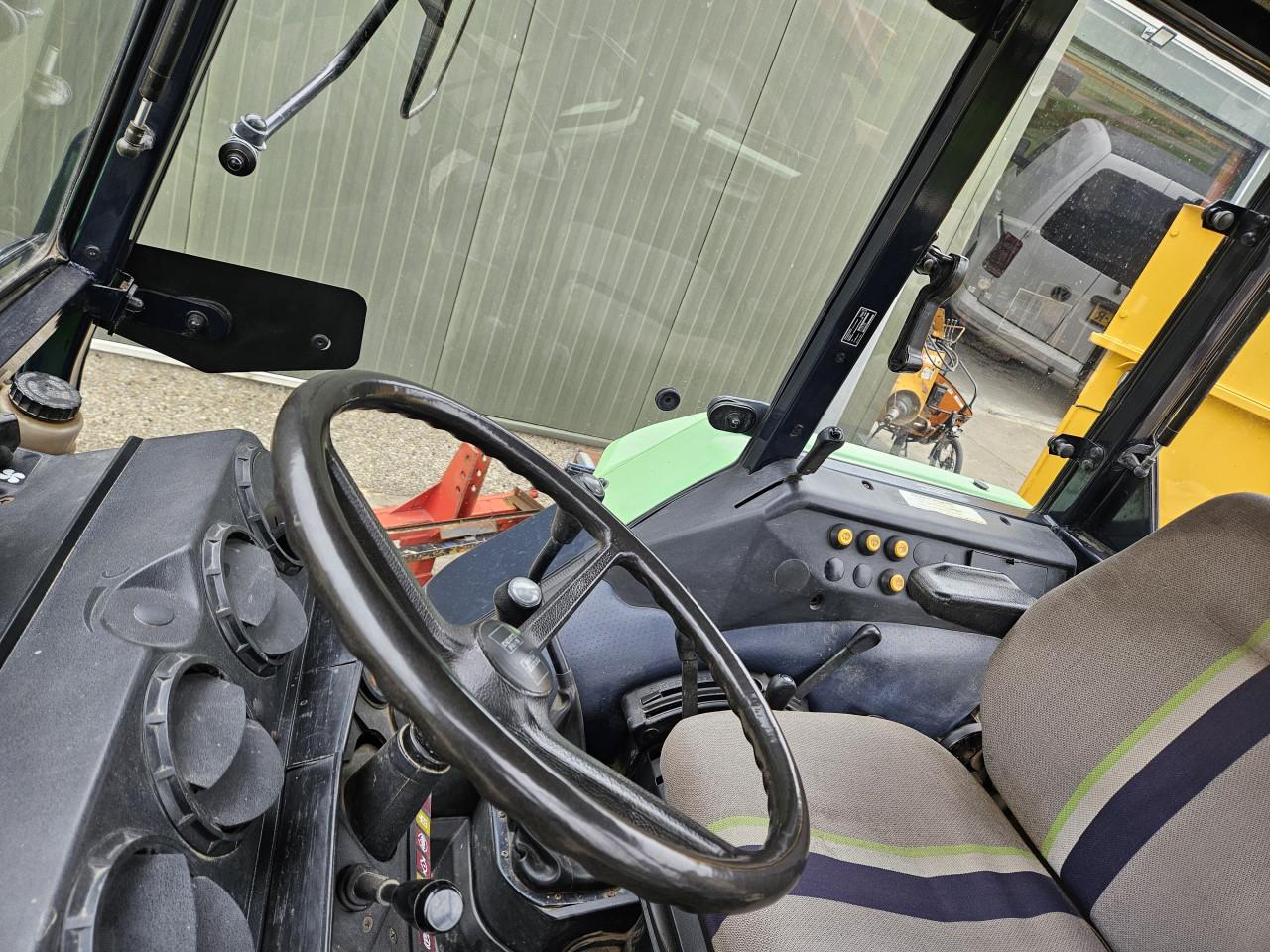 Deutz dx 3.70