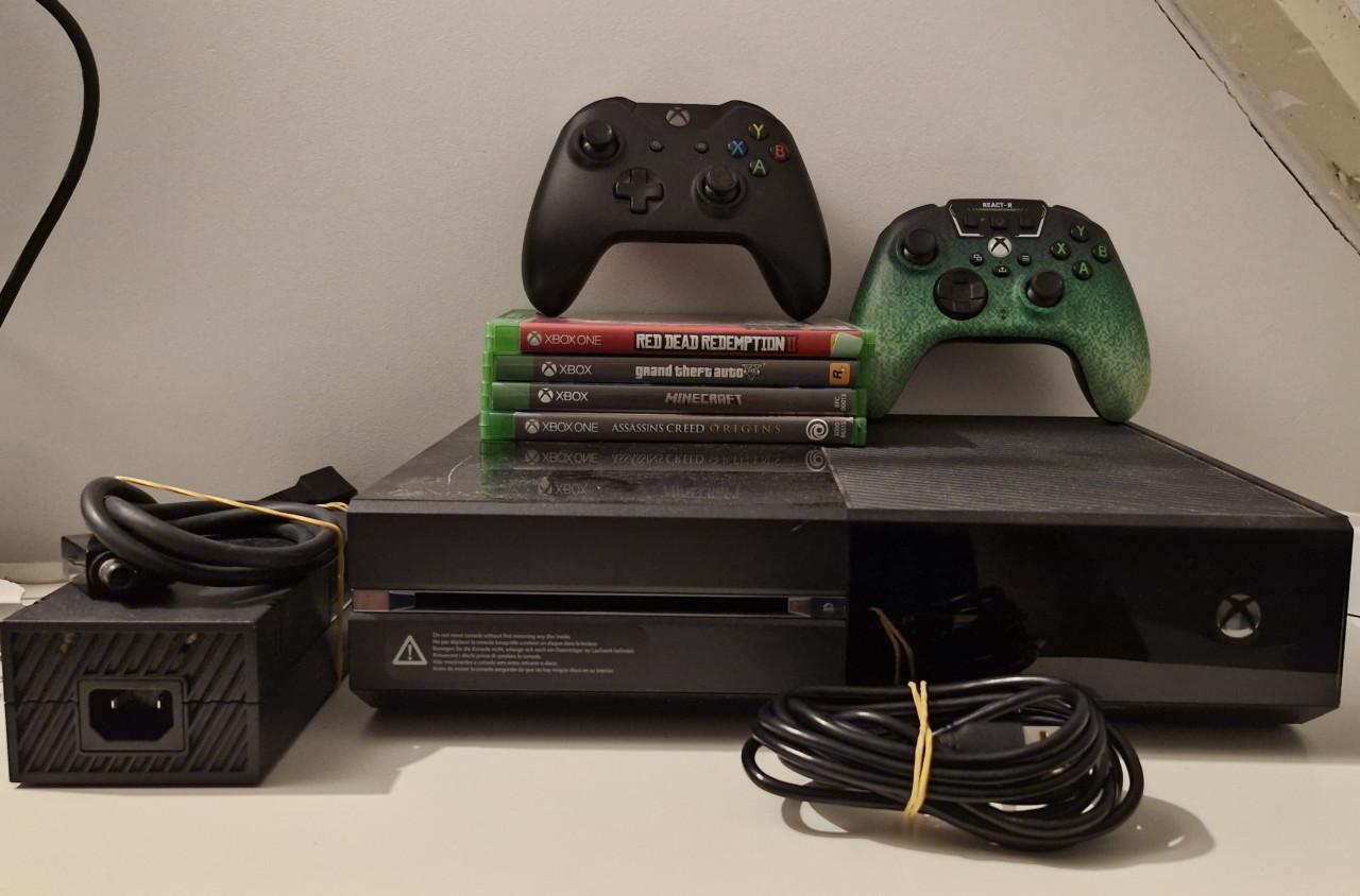 Xbox one 500gb inclusief games + controllers