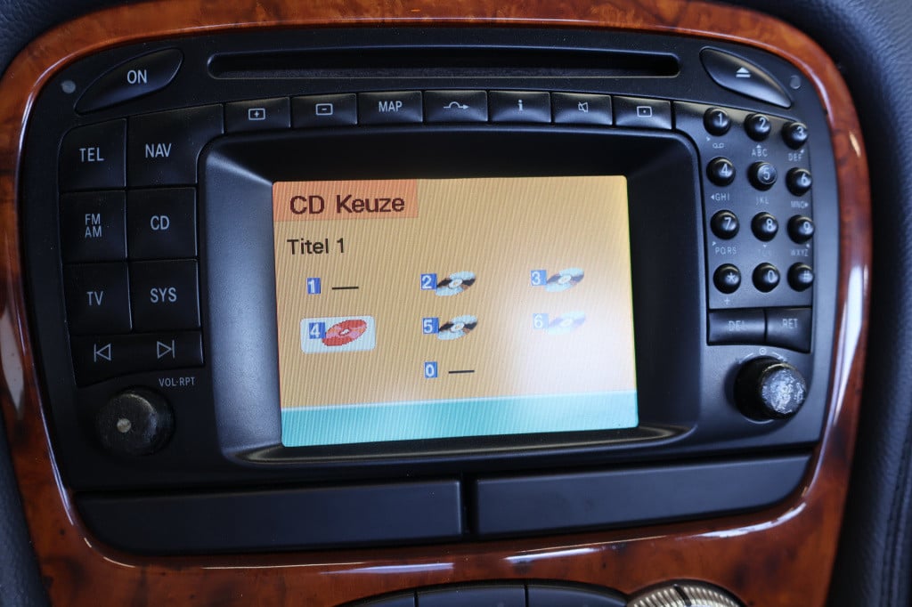 Mercedes-Benz Sl 500 l v8 l 306 pk l comand l telefoon voorbereiding l bi- 